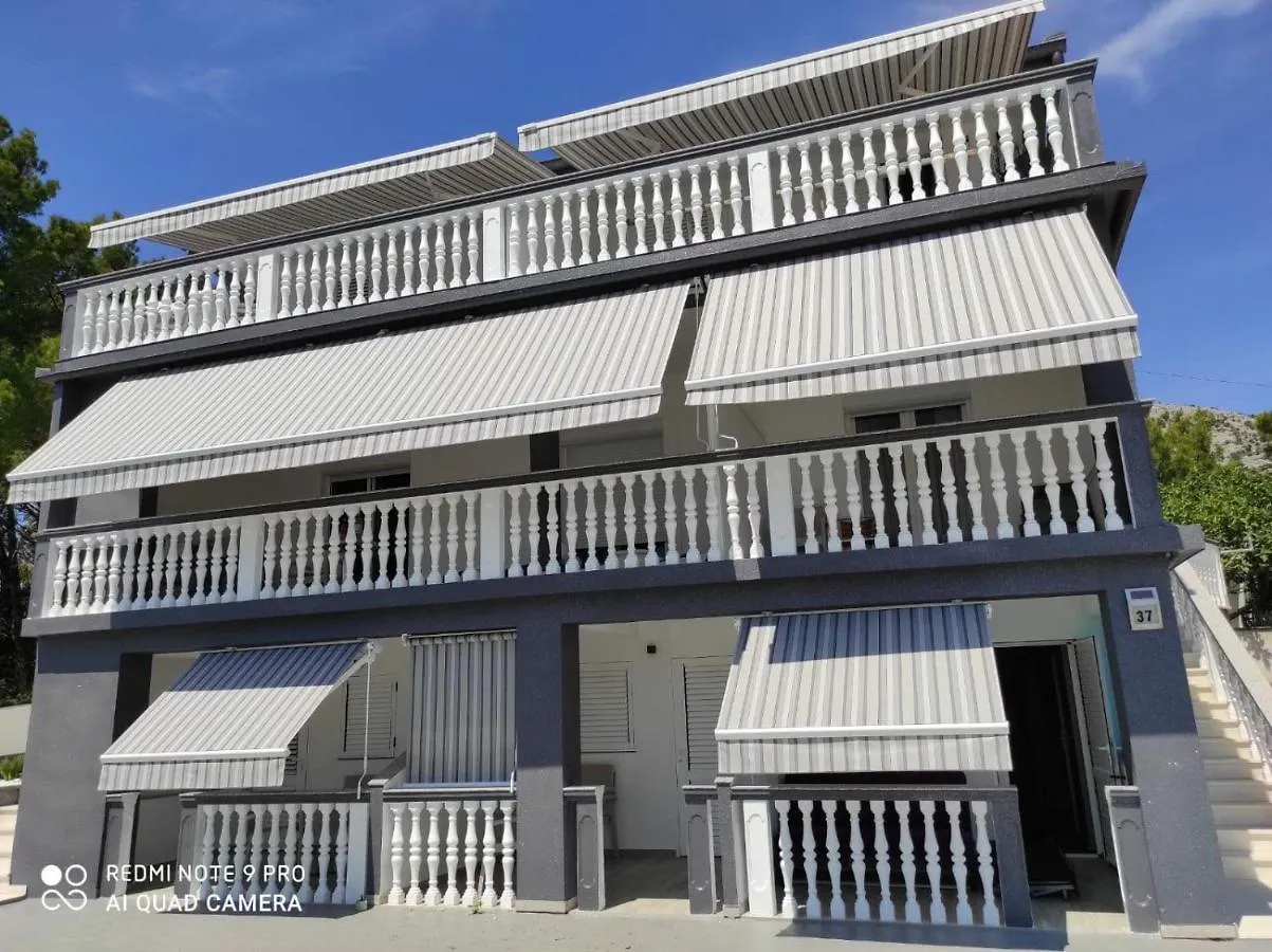 Apartmani Anita Stari Grad 0*,